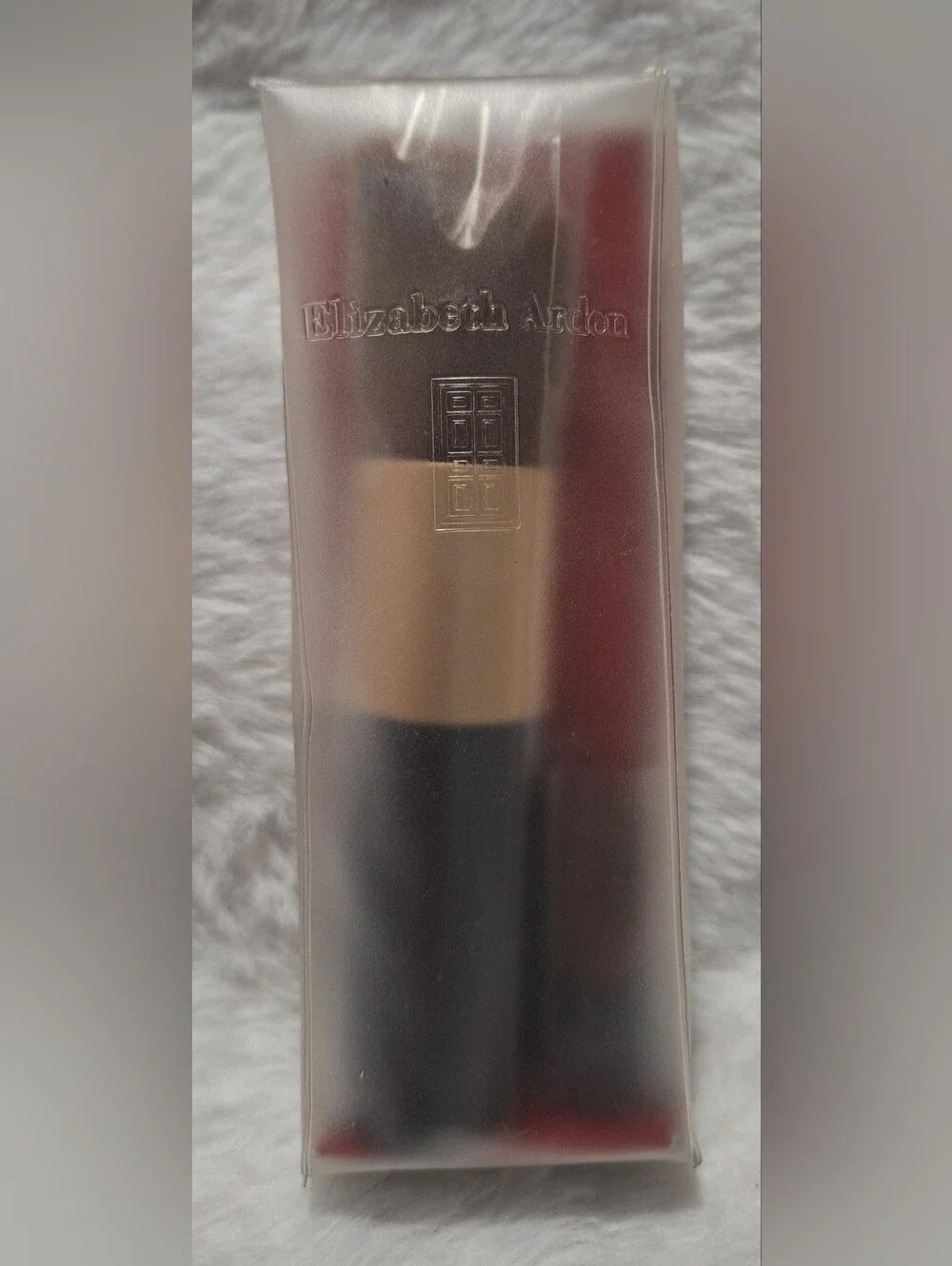Elizabeth Arden set includes